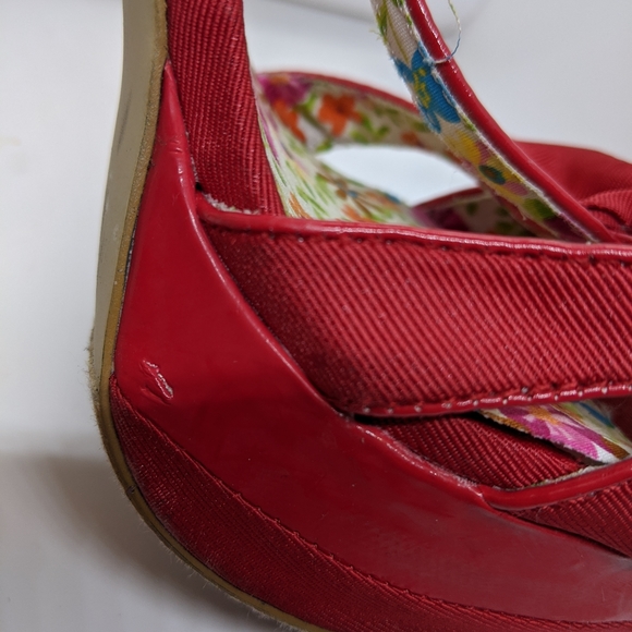 Red heels - Picture 2 of 6